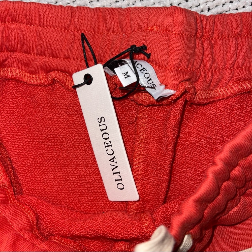 Olivaceous Red coral cut off shorts M NWT - Picture 2 of 5